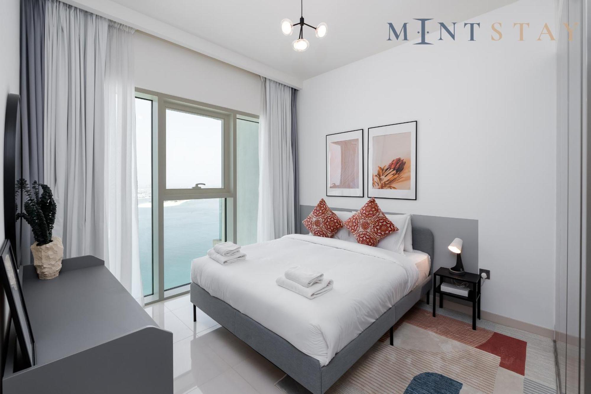 Sunrise Bay, Emaar Beachfront Dubai Harbour - Mint Stay Exterior photo